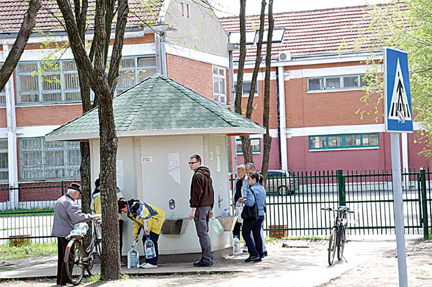 Због воде и затвор и паника: Проблеми са снабдевањем тресу Зрењанин, ЈКП реаговало поводом ширења лажи